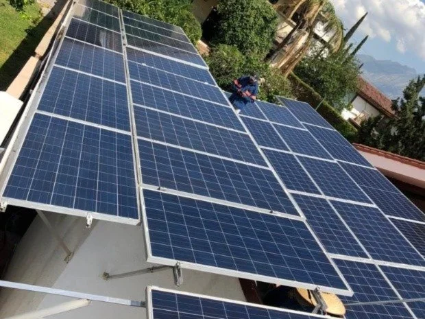 Paneles solares de una instalación residencial de Solardec