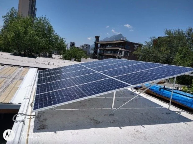 Paneles solares de una instalación residencial de Solardec